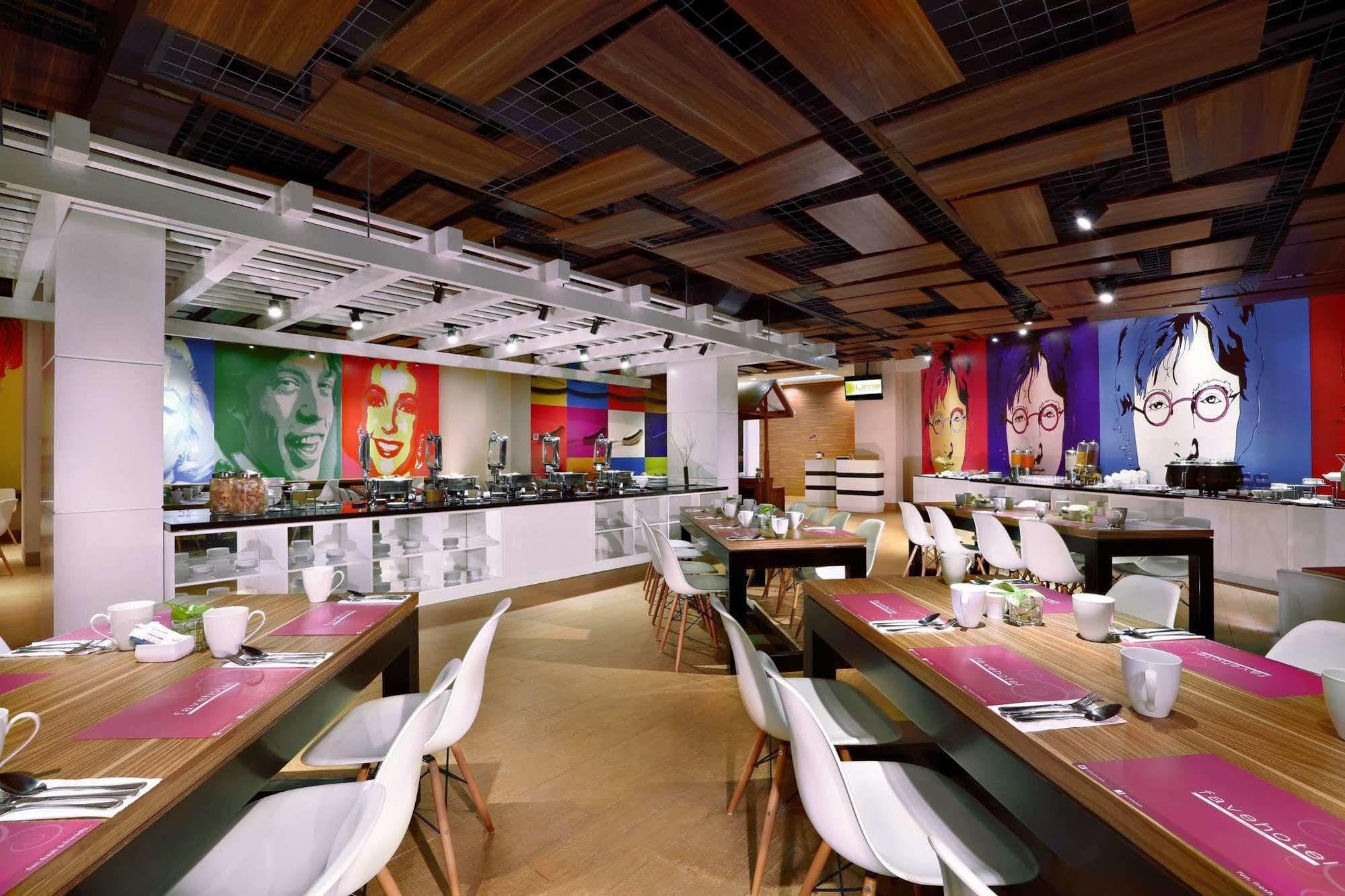 Favehotel Jababeka Cikarang Luaran gambar